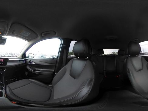 Used 2025 Buick Encore GX Preferred FWD image 42