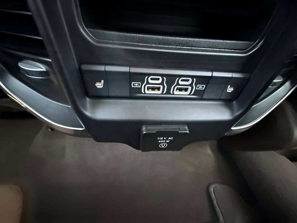 Used 2026 RAM 1500 Laramie w/ Advanced Safety Group II AWD/4WD image 11