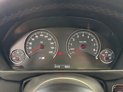 Used 2016 BMW M4 Coupe image 40