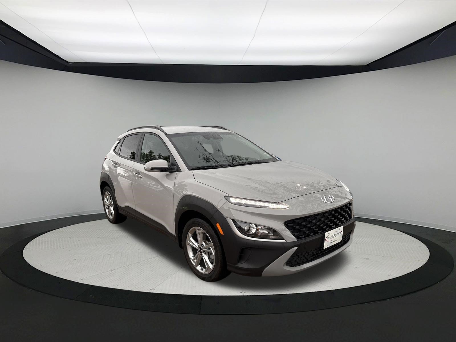 Used 2023 Hyundai Kona SEL AWD/4WD image 1
