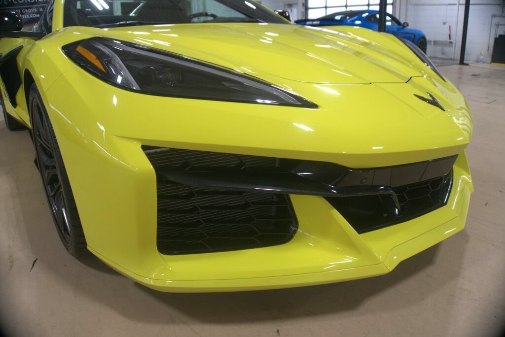 Used 2024 Chevrolet Corvette Z06 RWD image 9