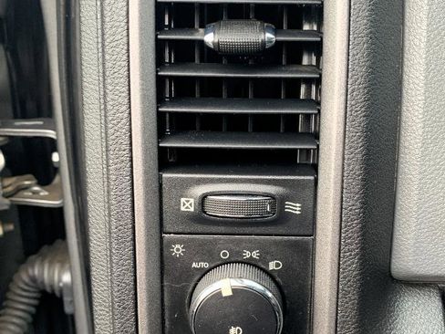 Used 2013 RAM 1500 Express image 10