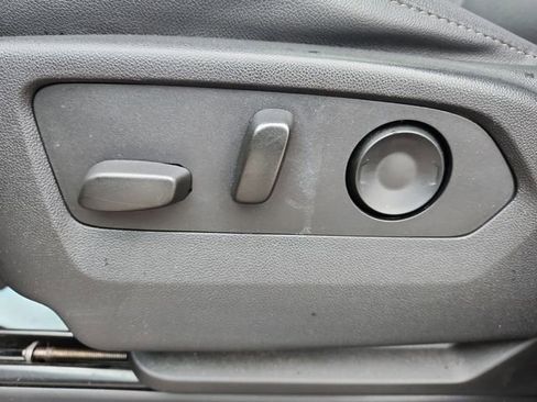 Certified 2022 Chevrolet Tahoe LT w/ LT Signature Package image 22