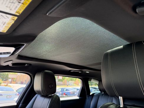 Used 2021 Land Rover Range Rover Velar R-Dynamic S AWD/4WD image 52