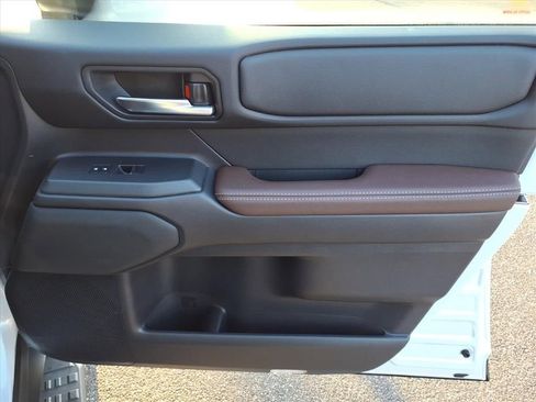 Used 2024 Toyota Land Cruiser image 16