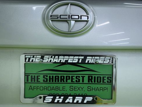 Used 2010 Scion xD image 12