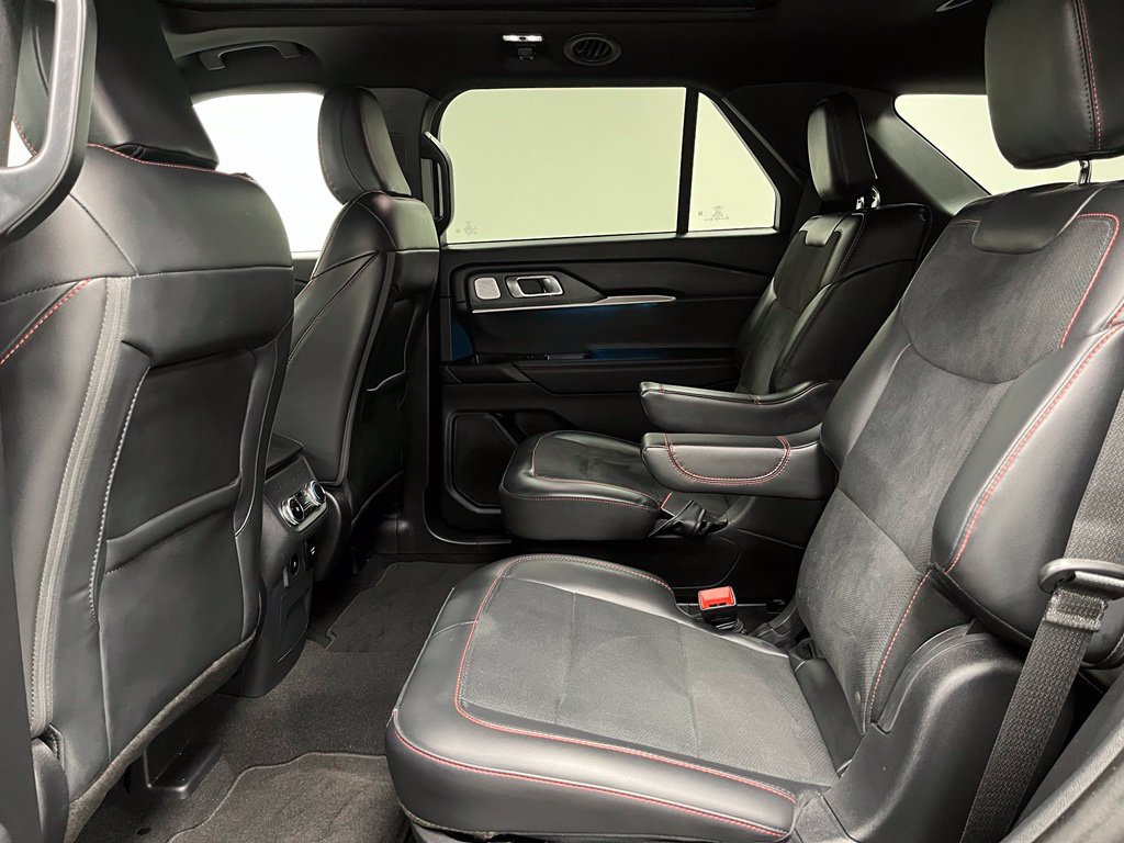 Used 2025 Ford Explorer ST AWD/4WD image 45