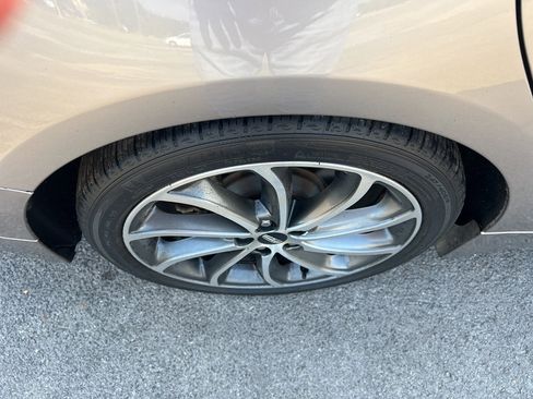 Used 2019 Lincoln MKZ Reserve w/ Reserve Plus Package image 12