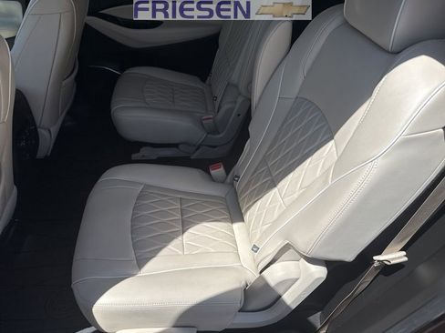 Used 2022 Buick Enclave Avenir w/ Avenir Technology Package AWD/4WD image 23