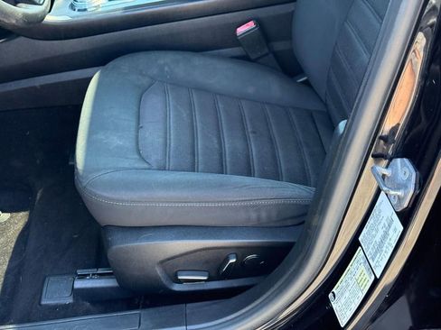 Used 2020 Ford Fusion SE FWD image 20