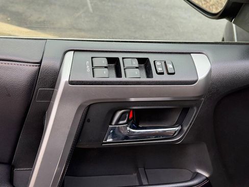 Used 2017 Toyota 4Runner Limited image 19