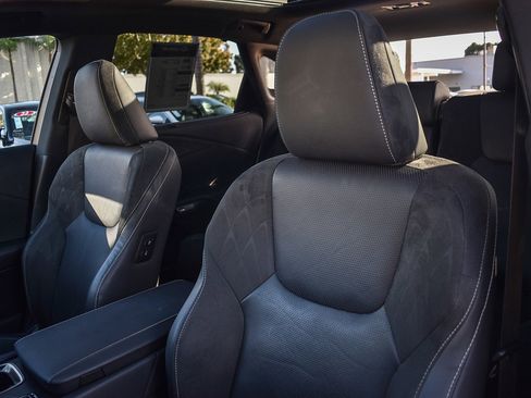 Used 2024 Lexus RX 450h AWD w/ Luxury Package image 24