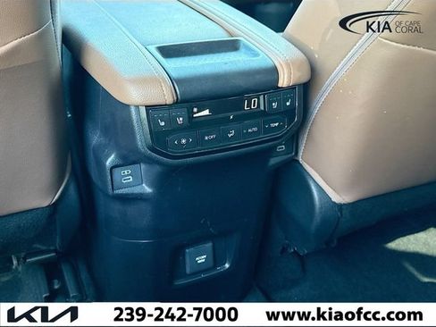 Used 2024 Toyota Grand Highlander AWD image 21