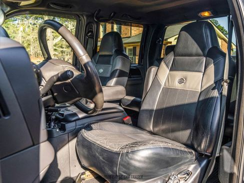 Used 2005 Ford F350 Harley-Davidson image 30