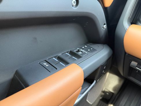 Certified 2024 Land Rover Defender 110 X image 13