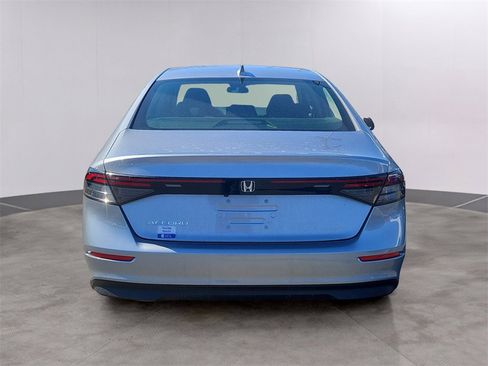 Certified 2023 Honda Accord LX image 5