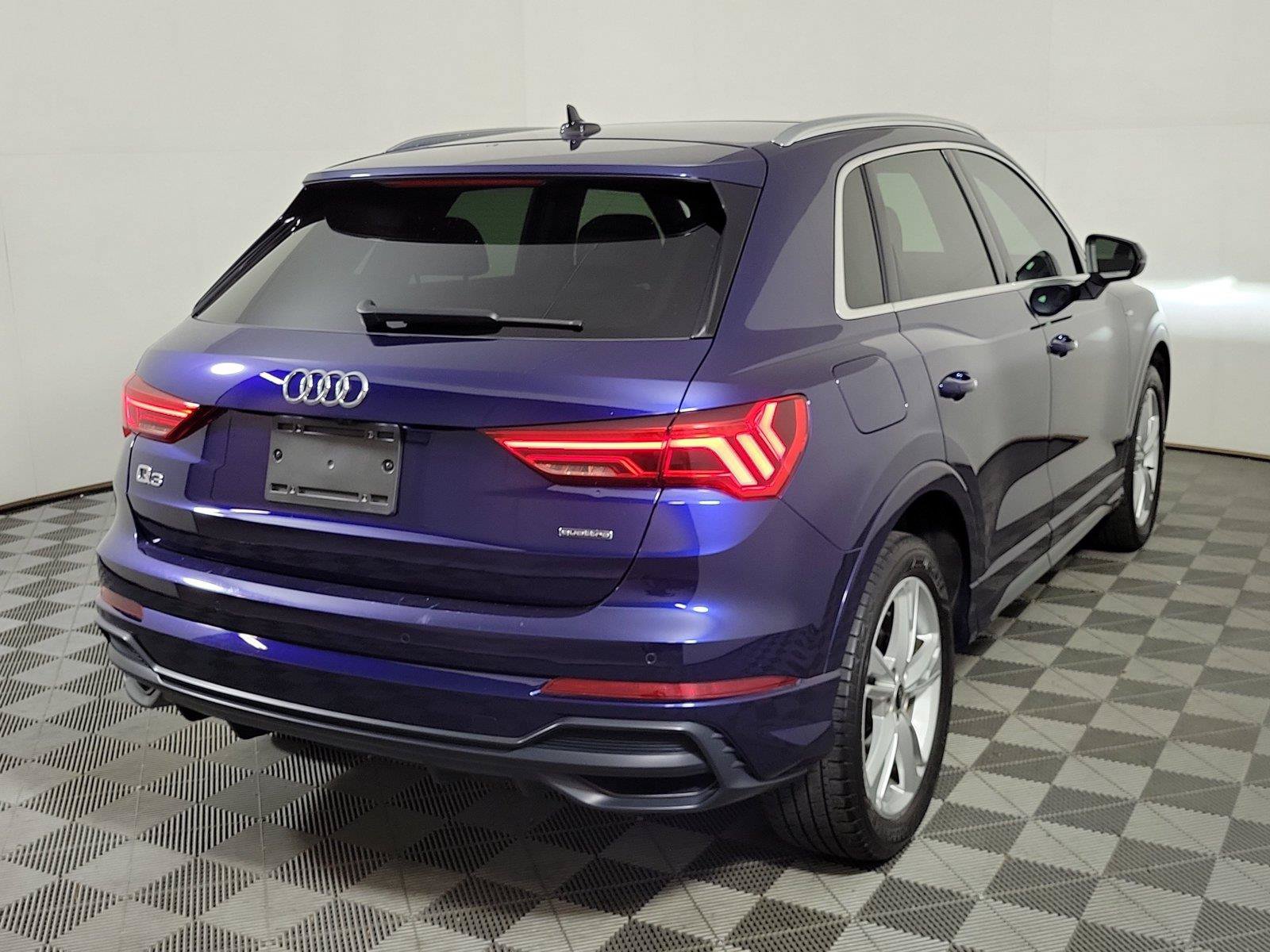 Used 2021 Audi Q3 2.0T Premium AWD/4WD image 6