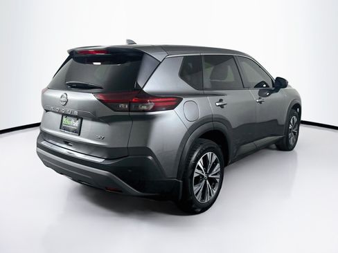 Used 2023 Nissan Rogue SV FWD image 9