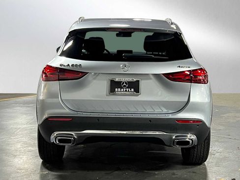 Used 2025 Mercedes-Benz GLA 250 4MATIC image 5