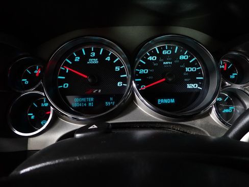 Used 2011 Chevrolet Silverado 1500 LT w/ All-Star Edition image 19