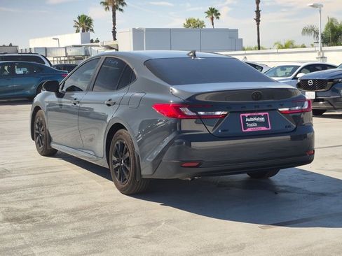 Used 2026 Toyota Camry LE w/ Convenience Package FWD image 8