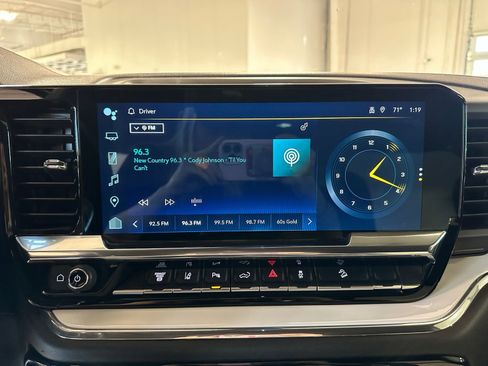 Used 2024 Chevrolet Silverado 2500 LT w/ Safety Package image 34