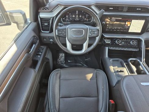 Used 2024 GMC Sierra 2500 Denali w/ Denali Reserve Package AWD/4WD image 21