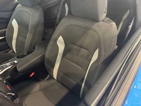 Used 2023 Chevrolet Camaro SS RWD image 26