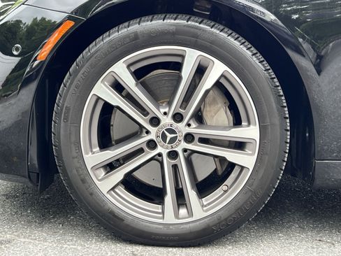 Used 2021 Mercedes-Benz E 350 4MATIC Sedan image 17