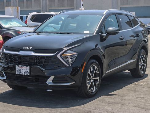 Used 2023 Kia Sportage EX AWD/4WD image 3