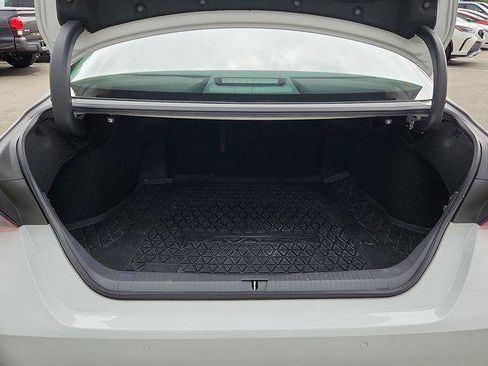 Certified 2022 Toyota Avalon Limited w/ Advanced Safety Package FWD image 30