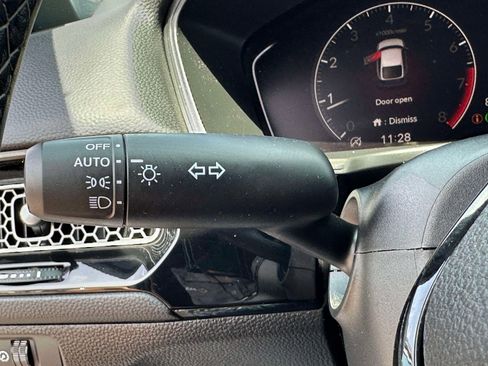 Used 2025 Honda Civic Sport image 18