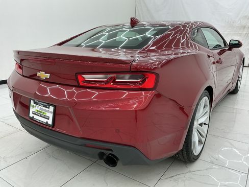 Used 2017 Chevrolet Camaro LT RWD image 9