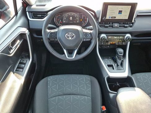 Certified 2025 Toyota RAV4 XLE w/ Convenience Package AWD/4WD image 11