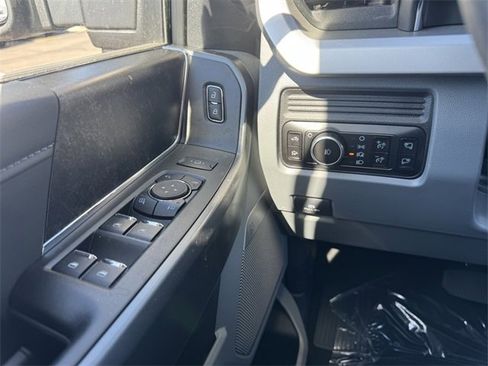 New 2026 Ford F250 XLT w/ XLT Premium Package image 24