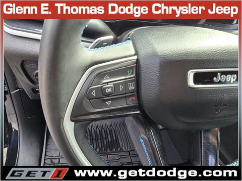 Used 2022 Jeep Grand Cherokee Trailhawk w/ Luxury Tech Group III image 19