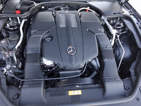 Used 2017 Mercedes-Benz SL 450 image 18