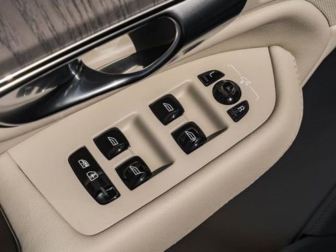 New 2026 Volvo XC90 B6 Ultra w/ Lounge Package image 38