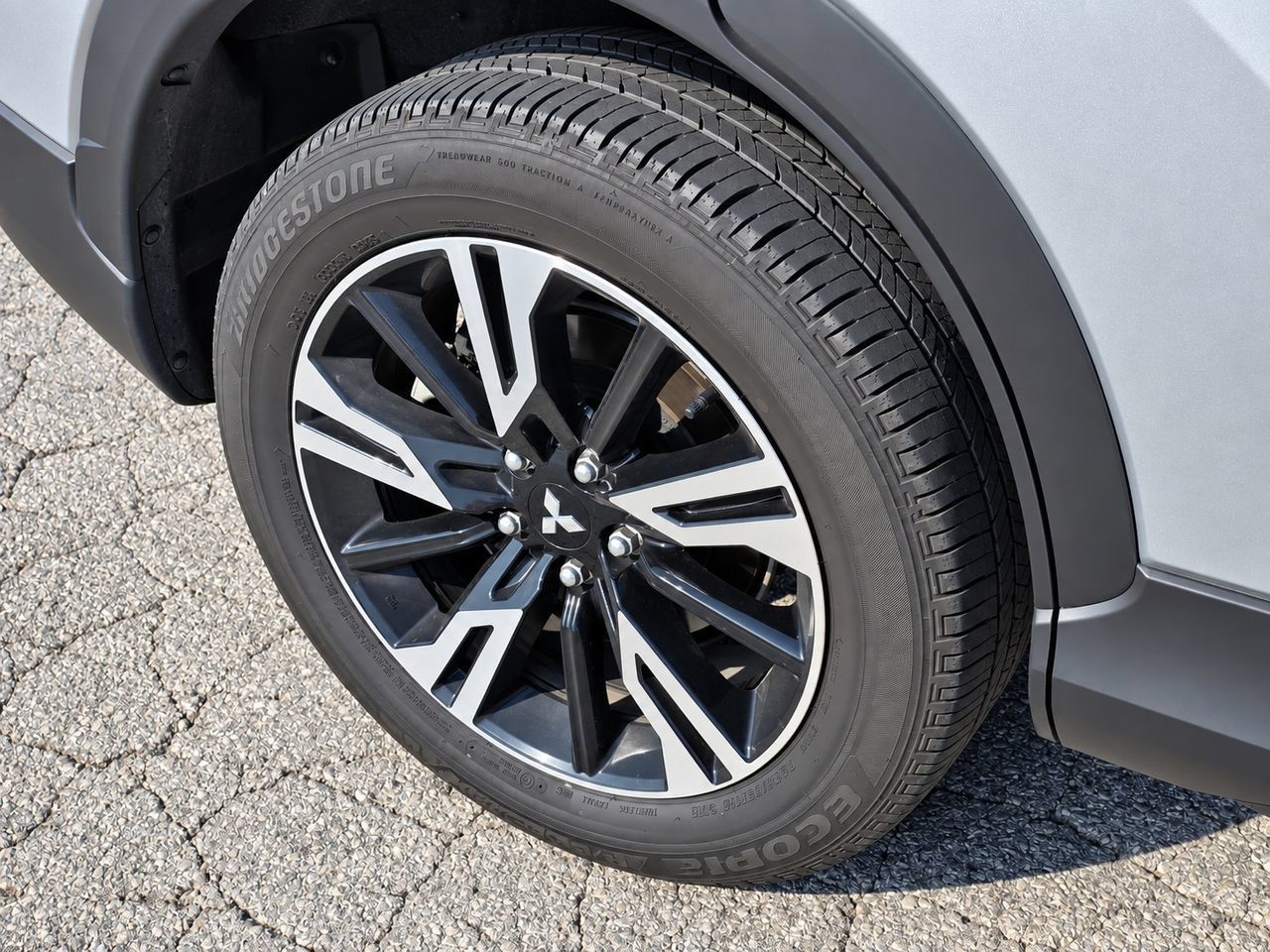 Used 2026 Mitsubishi Eclipse Cross AWD image 9