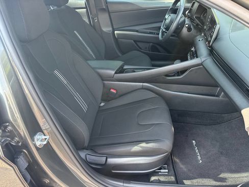 Used 2026 Hyundai Elantra SEL Sport Premium FWD image 13