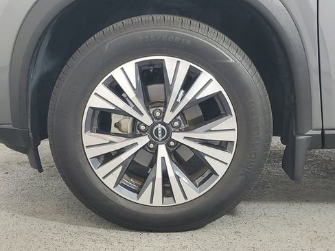 Used 2023 Nissan Rogue SV image 8