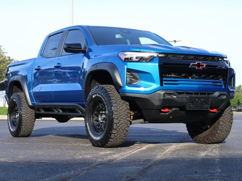 Used 2023 Chevrolet Colorado ZR2 w/ ZR2 Convenience Package III AWD/4WD image 1