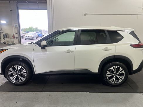 Used 2023 Nissan Rogue SV AWD/4WD image 11
