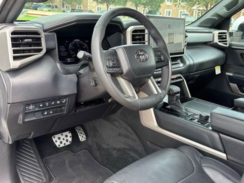 Used 2026 Toyota Tundra Platinum w/ TRD Off-Road Package AWD/4WD image 9