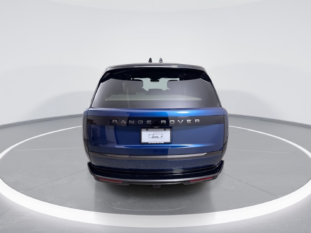 New 2026 Land Rover Range Rover Autobiography AWD/4WD image 7