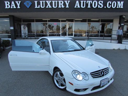 Used 2004 Mercedes-Benz CLK 500 Coupe image 31
