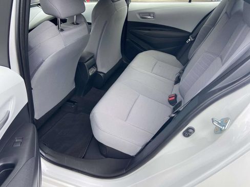 Used 2026 Toyota Corolla SE FWD image 18