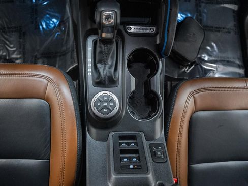 Used 2023 Ford Bronco Outer Banks image 33