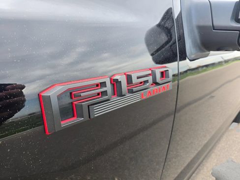 Used 2018 Ford F150 Lariat w/ Equipment Group 502A Luxury AWD/4WD image 29