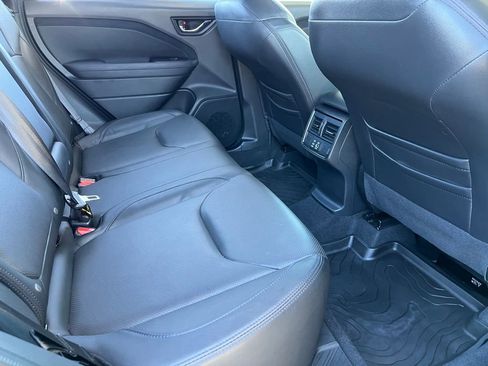 Used 2025 Subaru Forester Limited w/ Popular Package #2 image 24